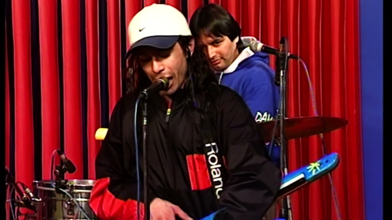 Damas Gratis - Menea para mi│ RETRO EN VIVO