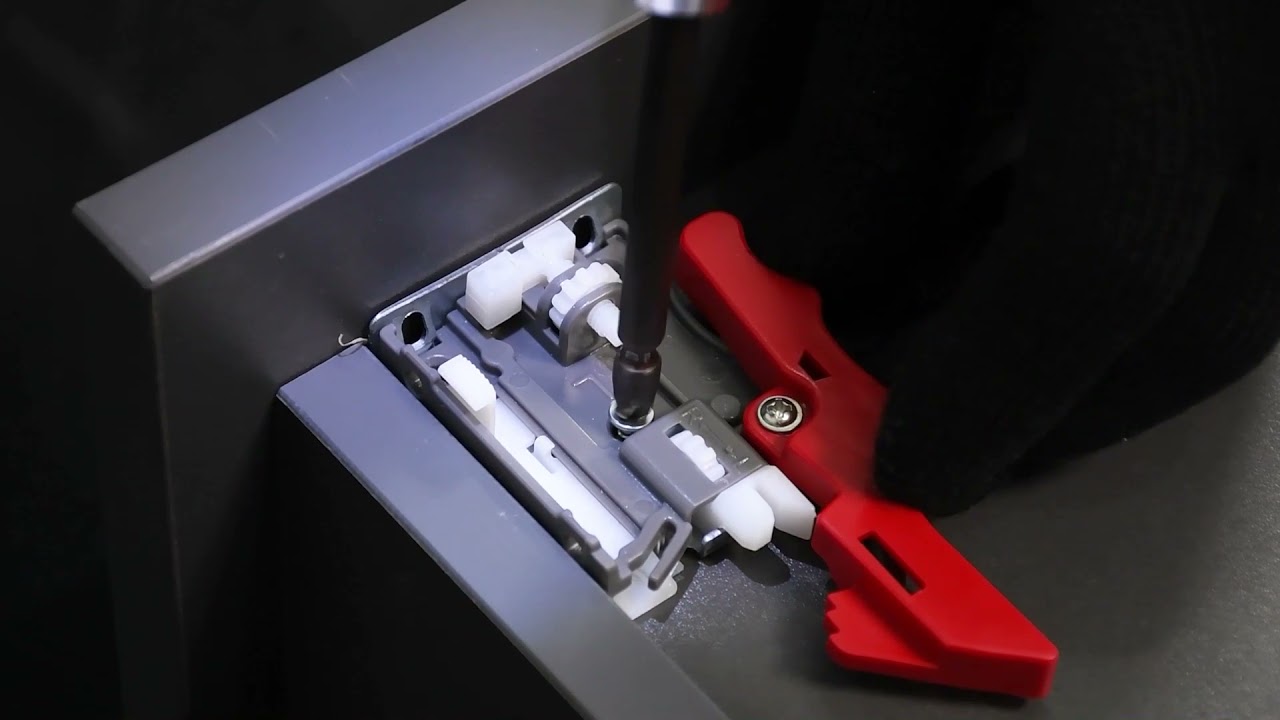 Matrix UM A drawer slide | Installation