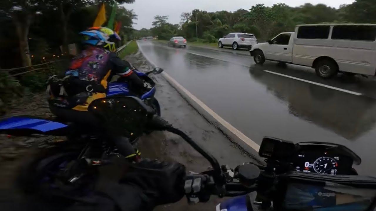 Rainy Marilaque with Yamaha R1 and Ducati Hypermotard 950 SP 