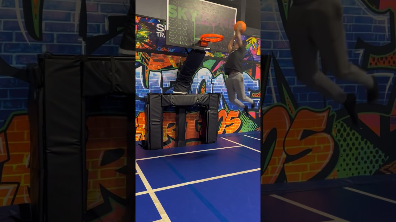 Shortest PRO dunker in the world at Skyzone 👀 #viral #dunk #dunked #basketball #explore #ballislife