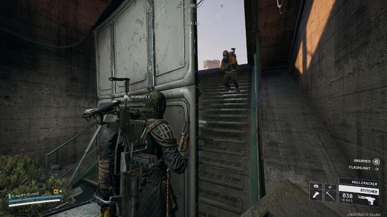 ARC Raiders back stabbing 