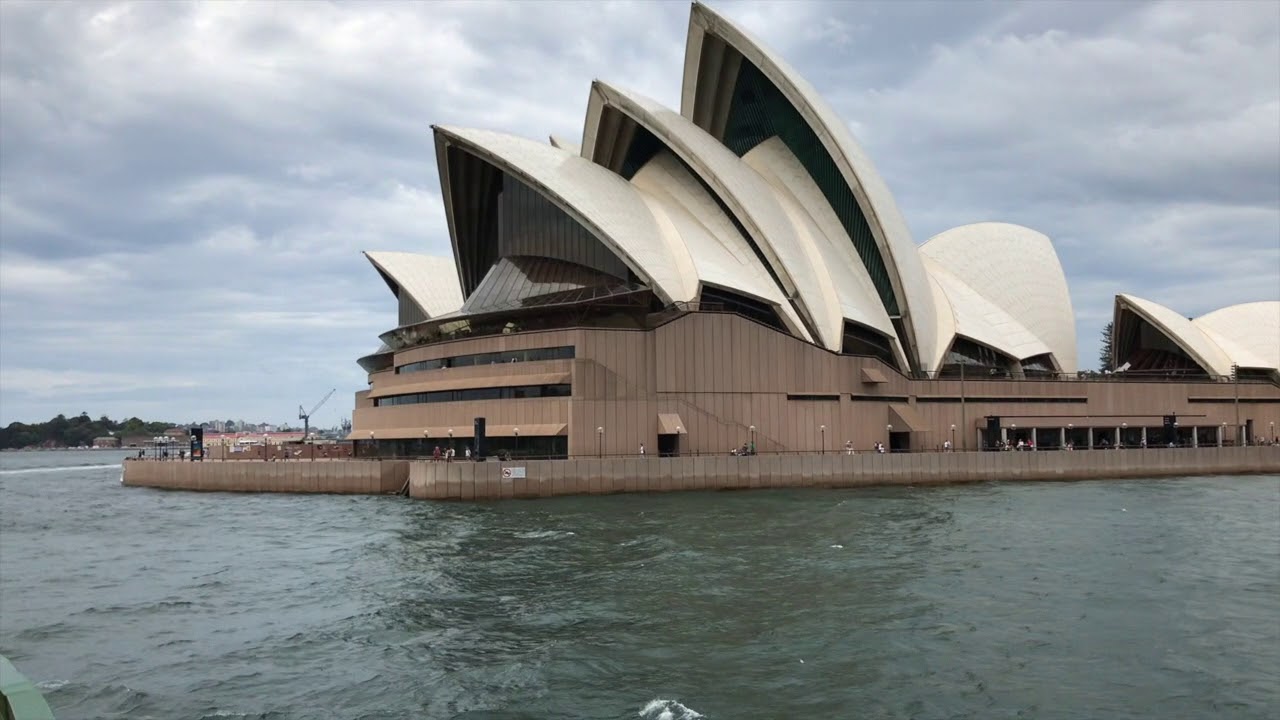 SYDNEY HARBOUR FERRY: CIRCULAR QUAY - MANLY 🇦🇺
