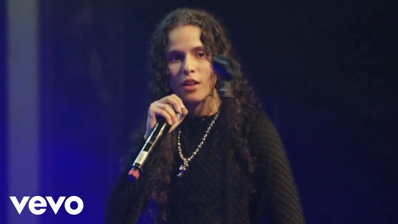 070 Shake - Stranger (LIVE From Webster Hall)