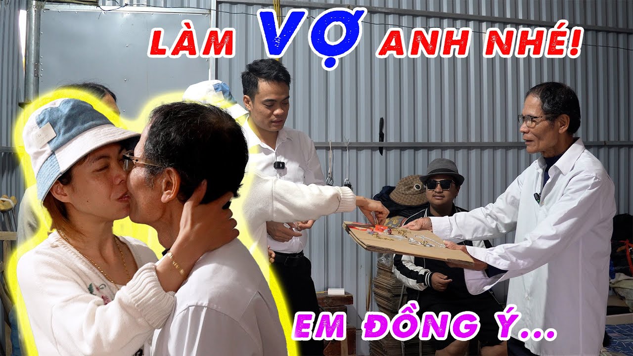 Bất Ngờ Chị Tân Được Một Ông Lão Mang “Ngọc Ngà Châu Báu” Đến Ngỏ Lời Khiến Ai Cũng Cười Nghiêng Ngả