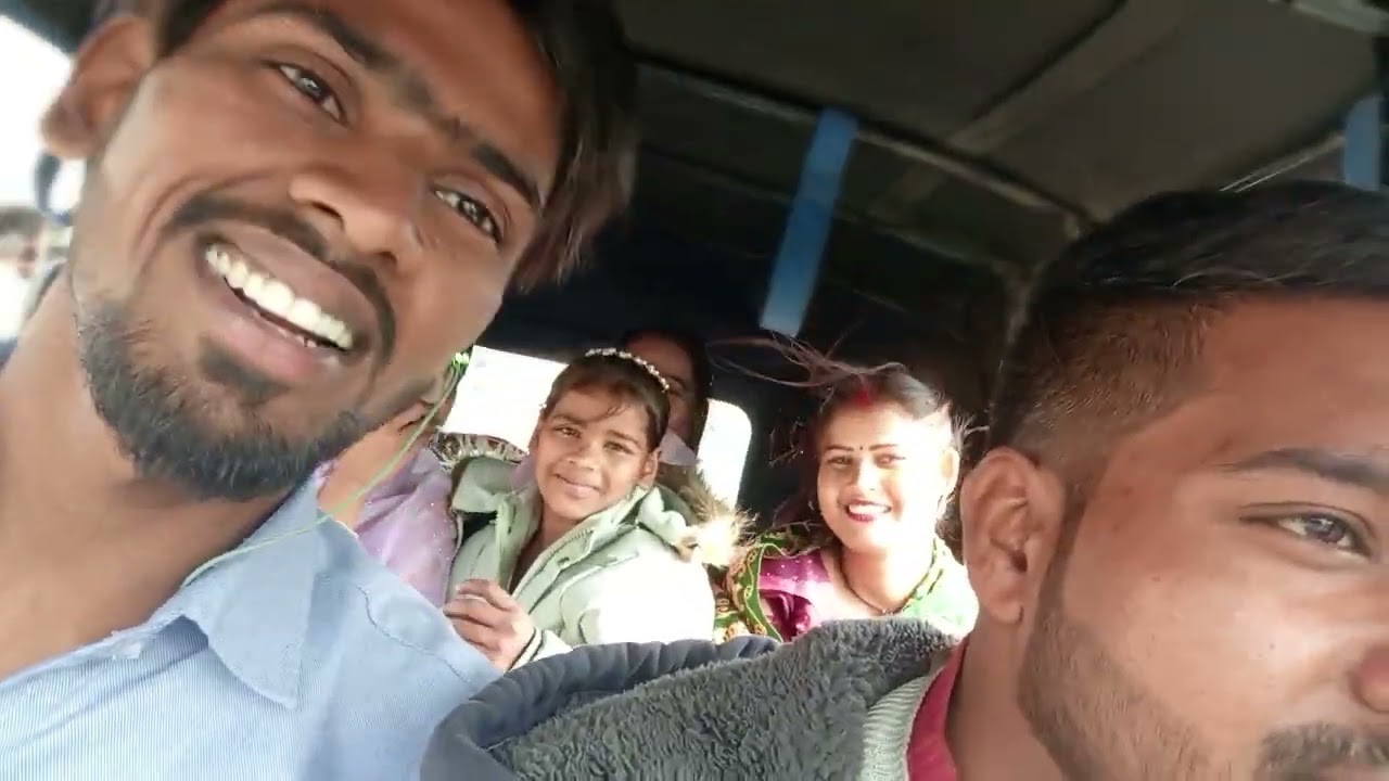 #Raste #Mein #Jaate #Jaate #bola #kya #suniye #doston