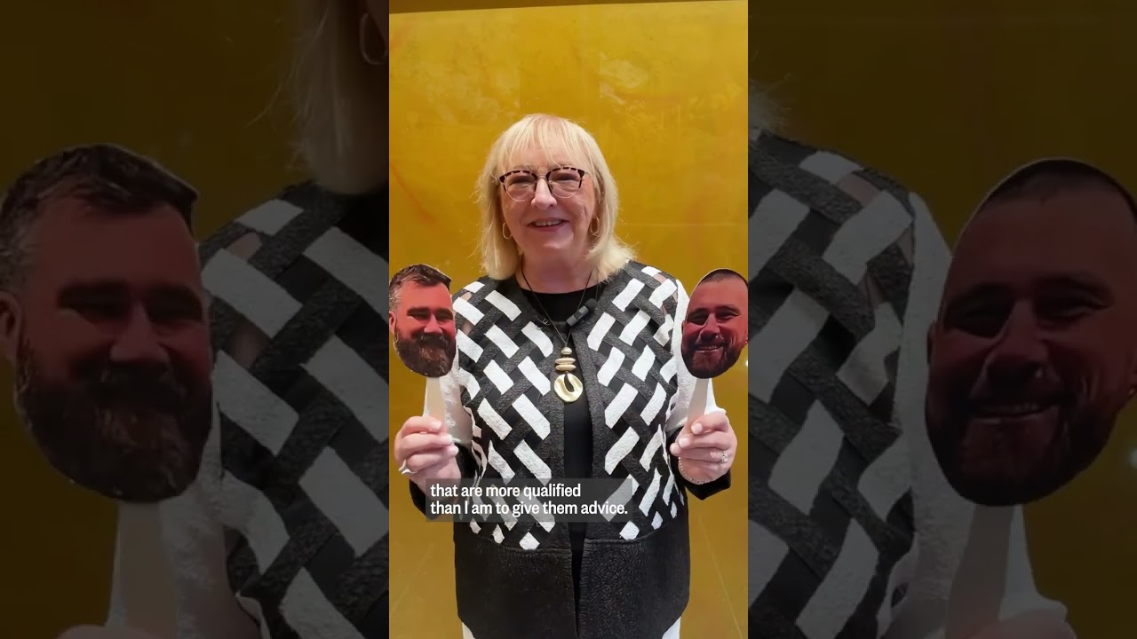 Кто с большей вероятностью это сделает? С Донной Келси.