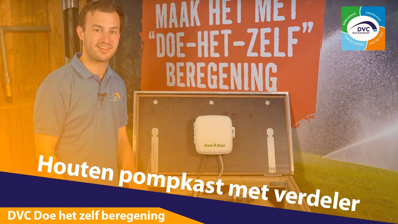 Houten pompkast met verdeler en computer