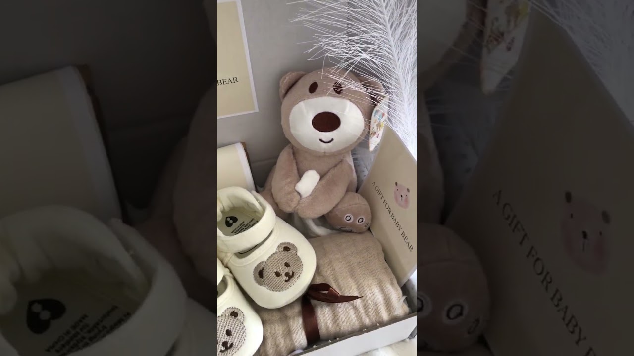 #cottagecore #cozy #babygift #baby #babyshower #babyshowergift Shop Baby Gift Market on Etsy 🐻