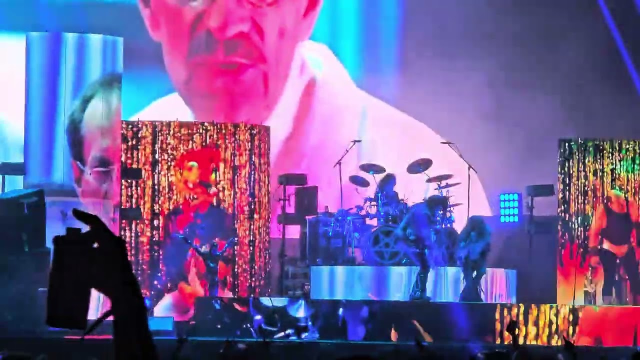 Rob Zombie live 