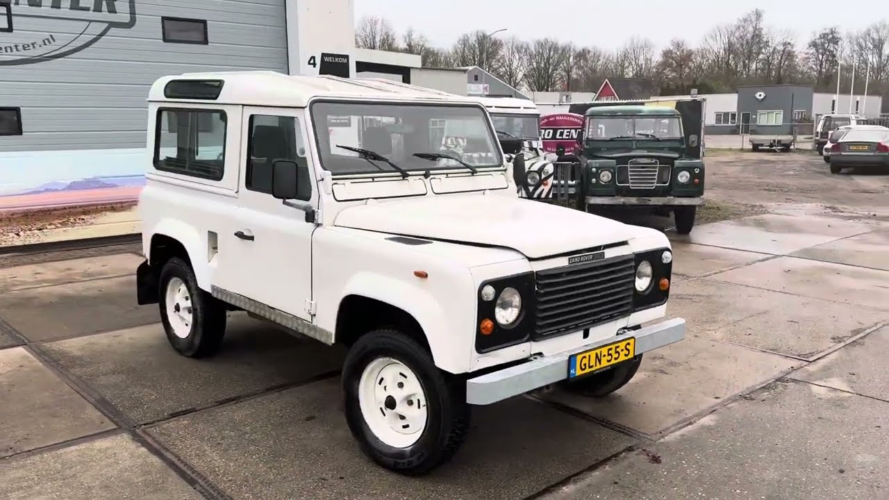 Landrover Defender 90 2.5 petrol