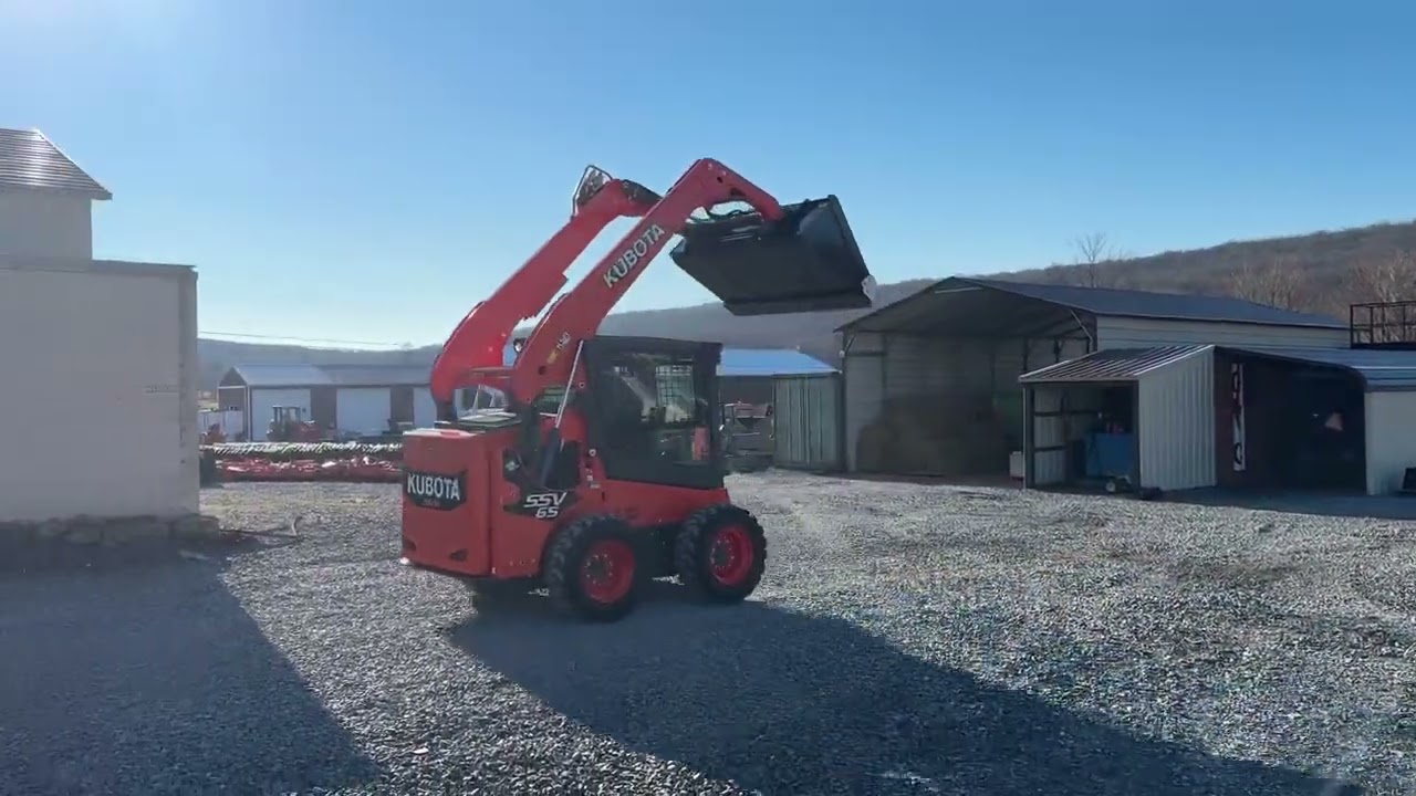 NICE 2020 Kubota SSV65 Rubber Tire Skid Steer Loader Only 106 HRS New 68