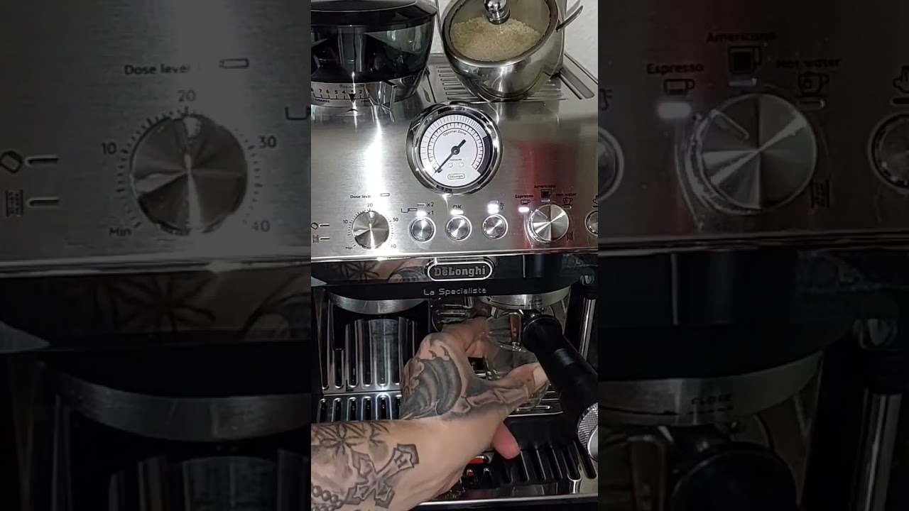 Der erste Espresso mit meiner neuen Delonghi Siebtr&auml;germaschine!👌@Espresso