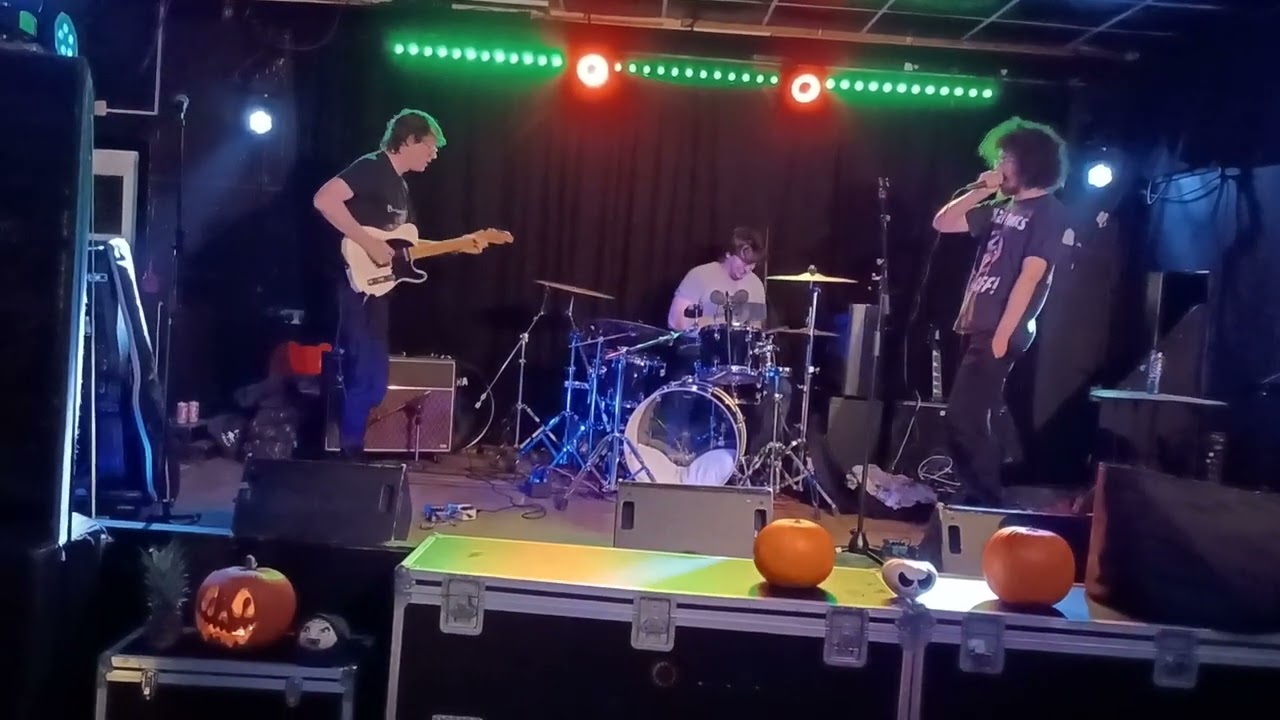 Sigmund Void - Subliminal (Suicidal Tendencies Cover)