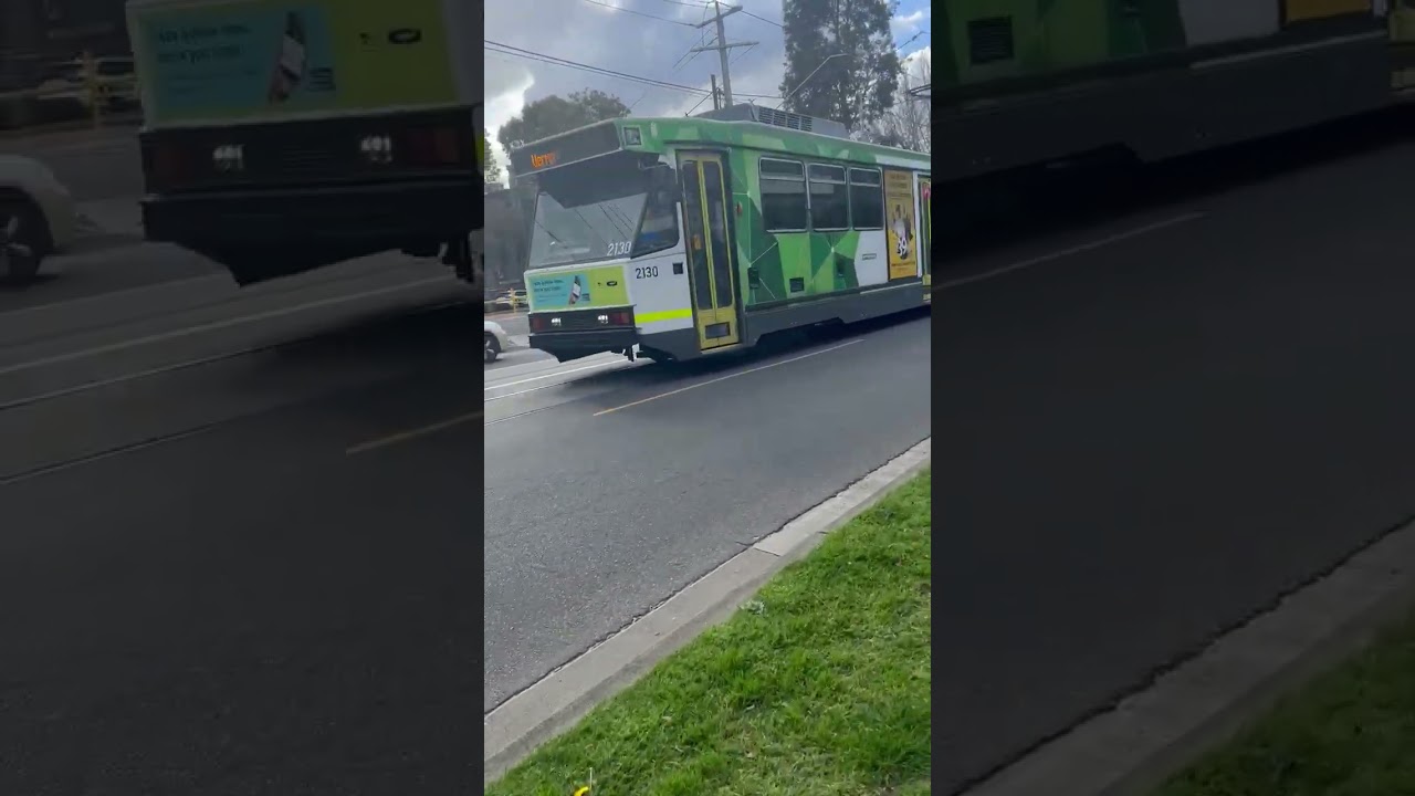 Yarra Trams B2.2130 Departing Power Street to Vermont South #yarratrams #trams #tram #hawthorn