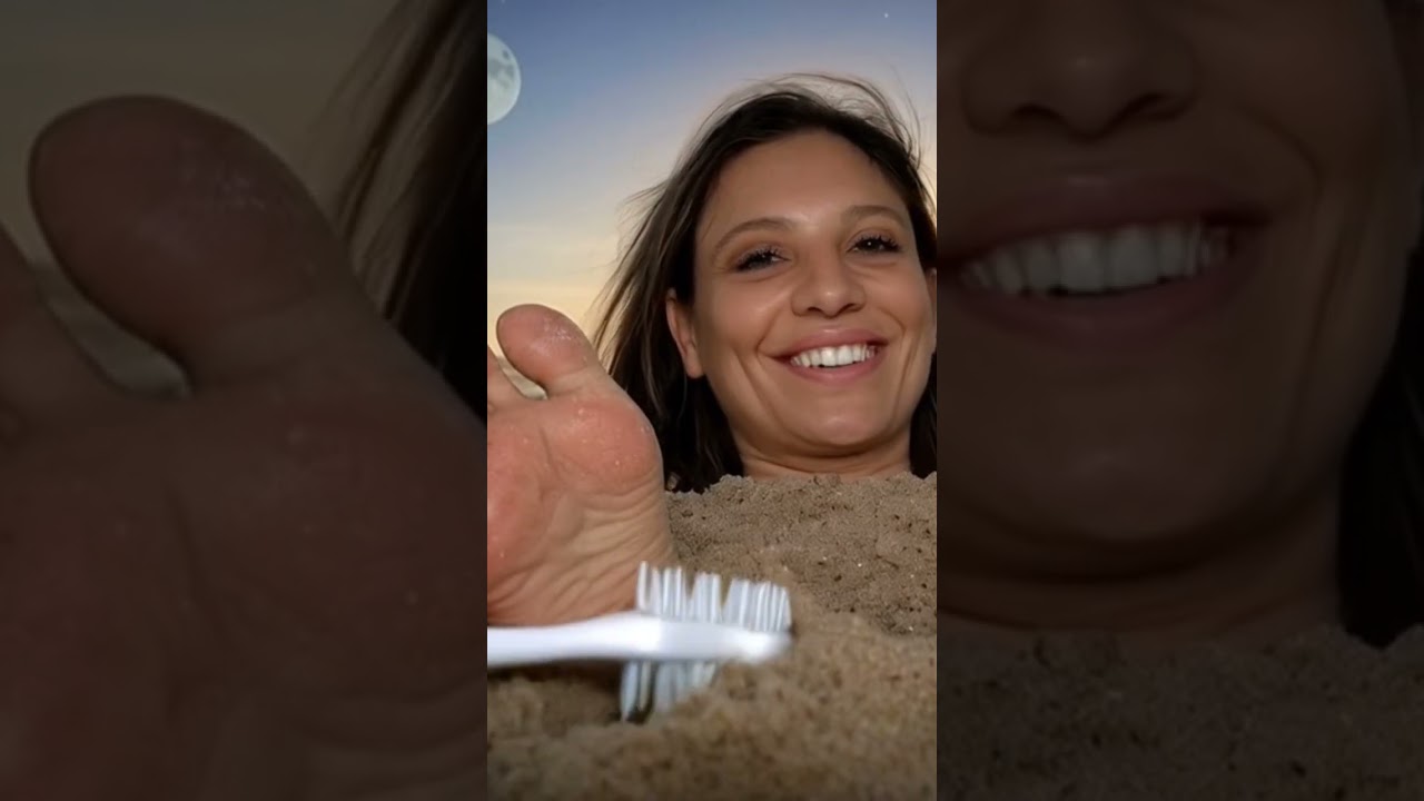 ¡¡¡Cosquillas a traición!!! Humor-doblaje-chusquero Tickling feet soles sand beach playa arena pies