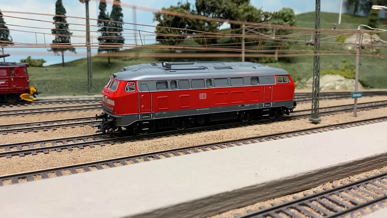 Roco DB 218 497-6 with ESU LokSound 5