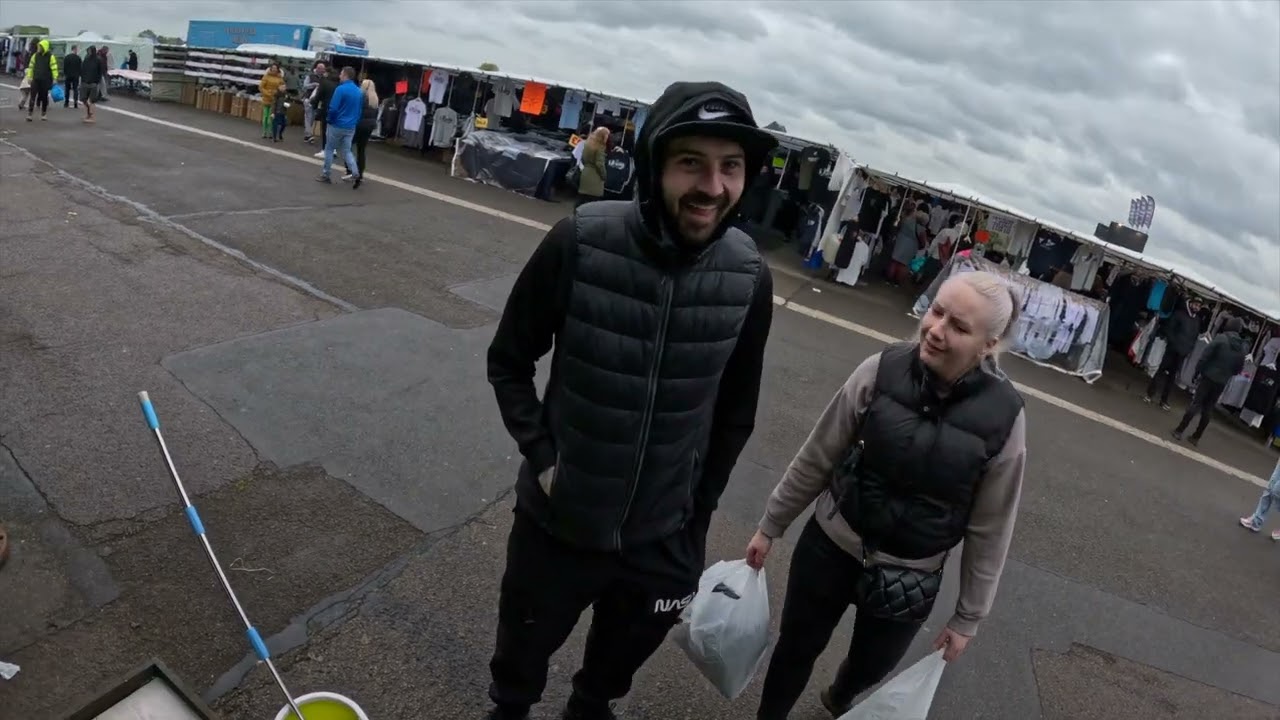 RealMopMan POV Selling at Wellesbourne Market 27/04/24