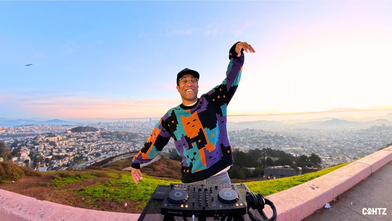 Blissful Melodic House Sunrise Mix Overlooking San Francisco City | OCULA Vandelux Attom Lane 8