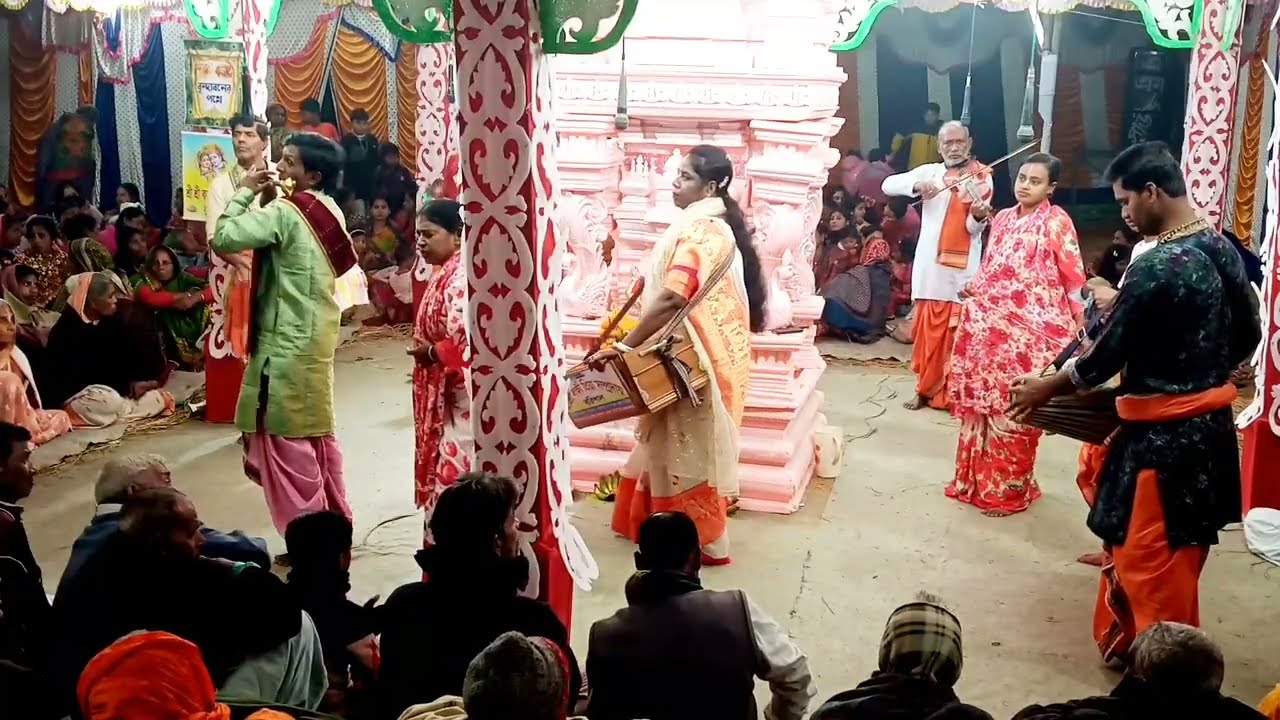 Hare Krishna naam /আসর কাপানো এক নাম কীর্তন /সখিদের অসাধারণ পারফামেন্স