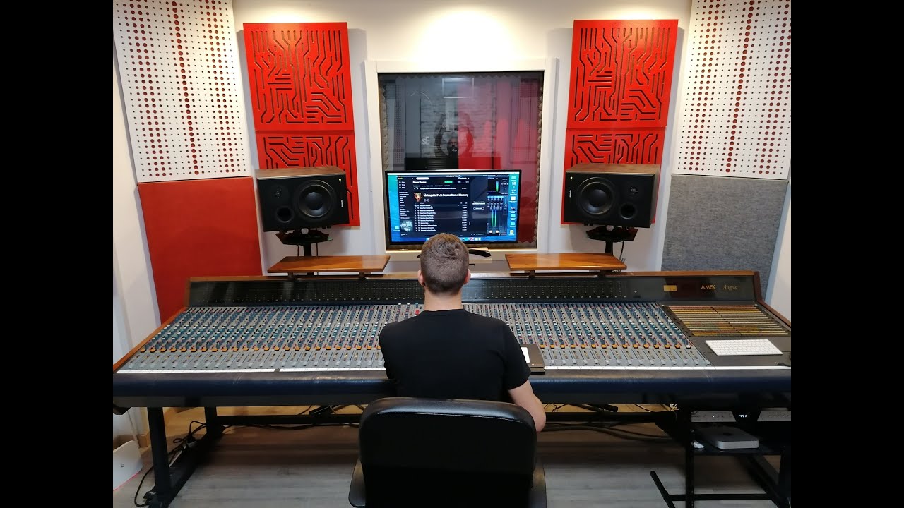 AMEK ANGELA Console,  timelapse montaggio in StudioGaudio
