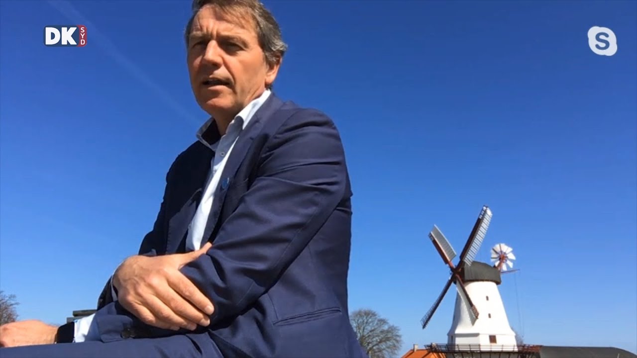 Store forsamlinger forbydes til og med august