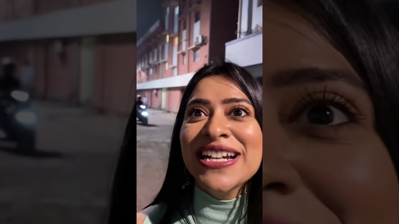 মাঝ রাস্তায় পুরনো বউ কে পেয়ে জড়িয়ে ধরলাম।লোকজন ছুটে এলো দেখতে🤭😇