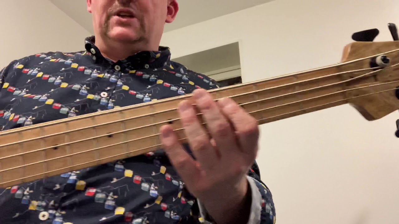Fodera Emperor Deluxe 5