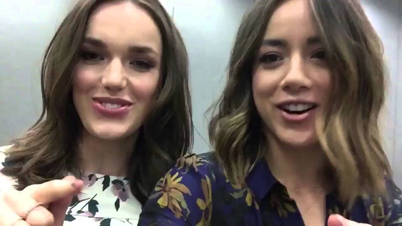 Elizabeth Henstridge and Chloe Bennet||Benstridge|Skimmons's shippers