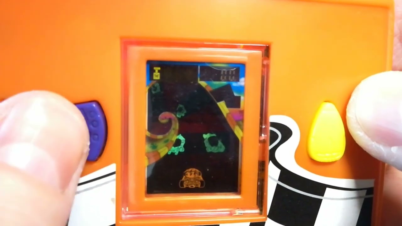 McDonald's Crash Bandicoot racing - almost colorful LCD handheld game