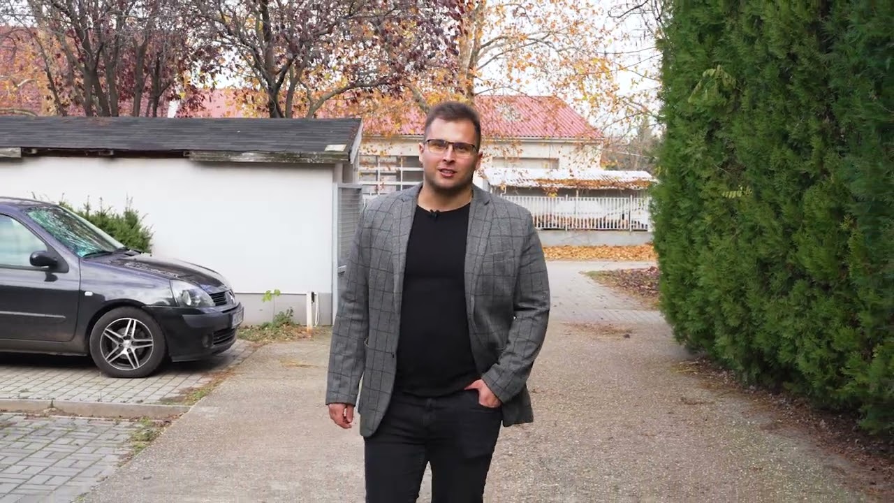 👉Vecs&eacute;s Fő &uacute;tj&aacute;n, 2004-ban &eacute;p&uuml;lt, belső 2 szintes, nett&oacute; 90nm-es(+10nm terasz), sorh&aacute;zi lak&aacute;s elad&oacute;🏠