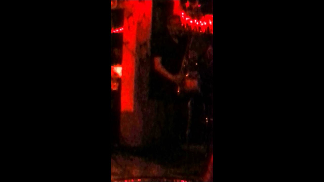 Lenny Roberts at Char's has the blues 4_22_13