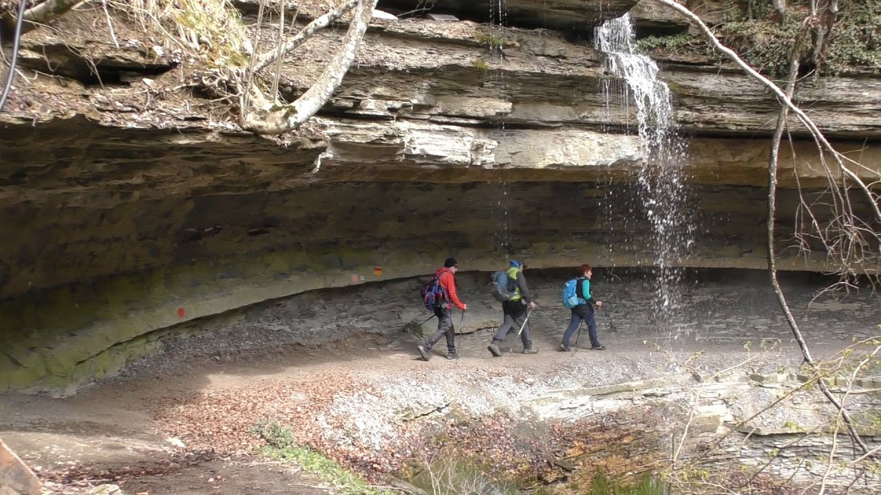 Escursione ad anello di 10 km alla cascata dell'abbraccio 07-04-2023