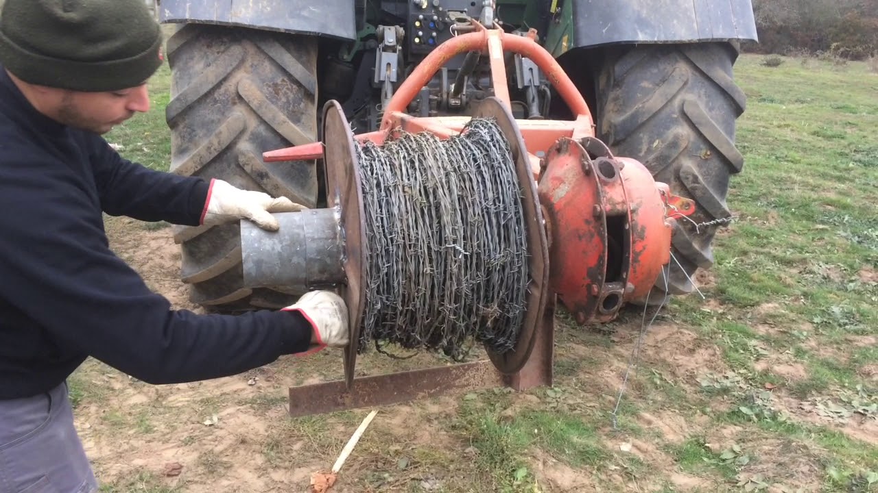 Enrouleur de fils barbelés fait maison