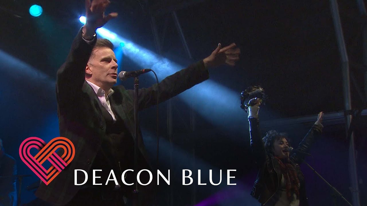 Deacon Blue - Twist And Shout (Live At Stirling Castle 2013)