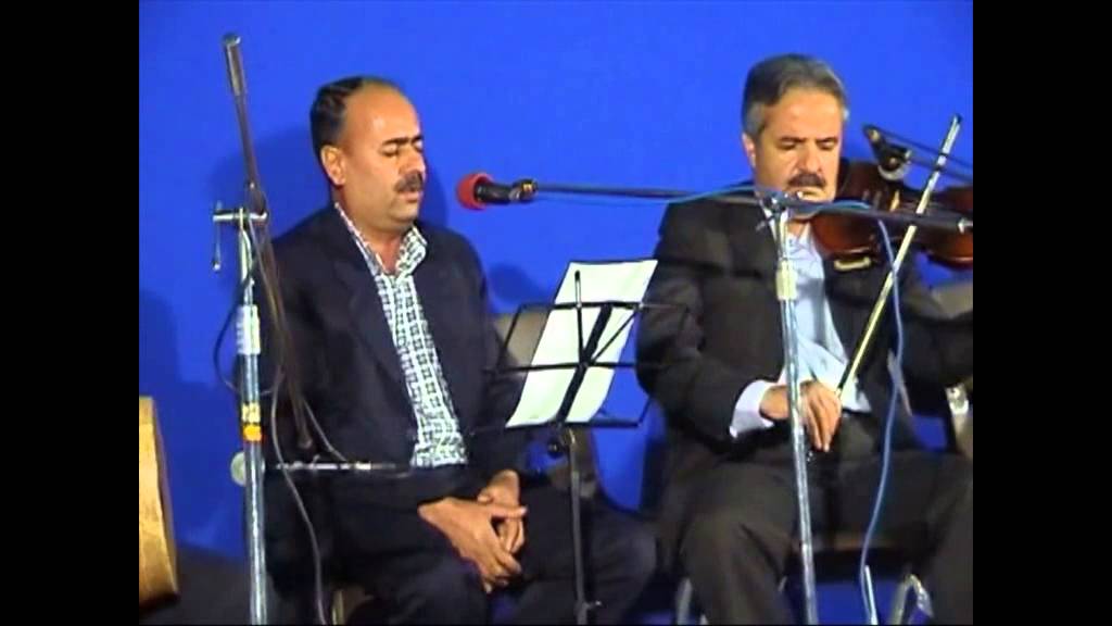 اجرای قطعه سگاه  در حضور استاد همایون خرم توسط گروه آموزشگاه موسیقی ملودی