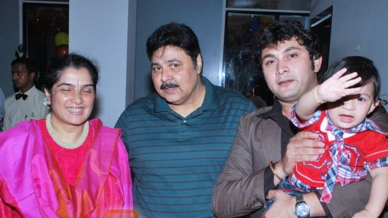 Famous Comedy Actor Satish Shah With His Wife | Children | Biography | Life Story
