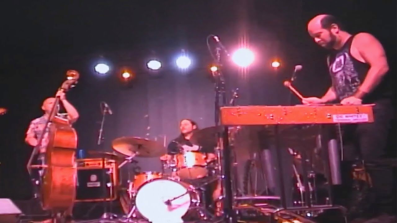 The Young Mothers - Lijm (Live from Sonic Transmissions Festival)