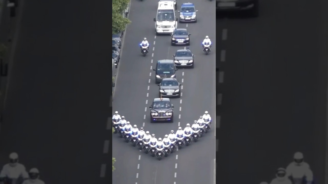 Her Majesty Queen Elizabeth ll police escort - 2015 Germany