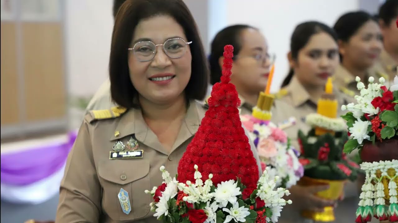 การคัดเลือกข้าราชการพลเรือนดีเด่น นางศิริรัตน์ อินทรนิมิตร