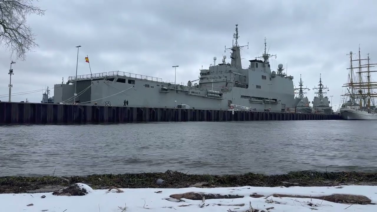 NATO Großmanöver Steadfast Dart 2026: LPD CASTILLA (L-52) Marinestützpunkt Kiel 13.2.2026