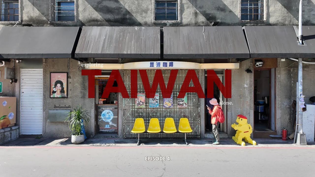 Exploring Taipei Alone: Zhonghsan District, Dihua Old Street & Hop on Hop off Sightseeing Bus