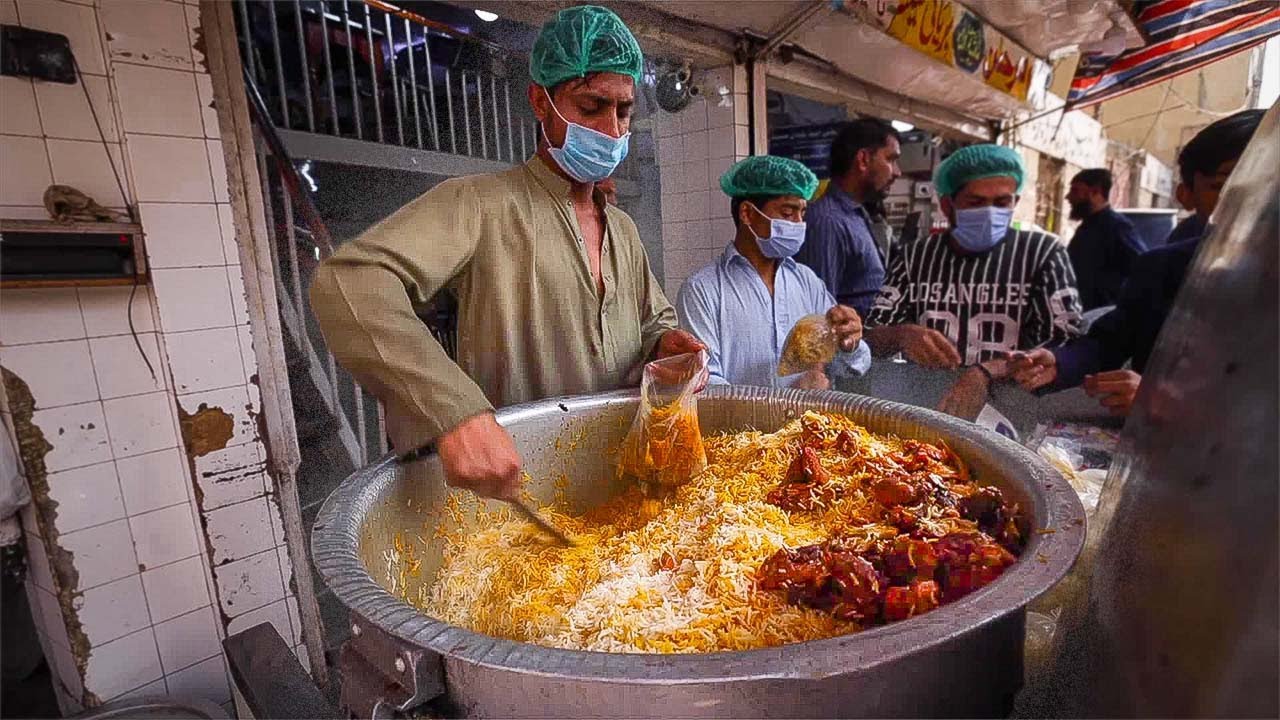 FLYING BIRYANI | Pakistan's Most LOVED Biryani 🇵🇰(Is it the best???)