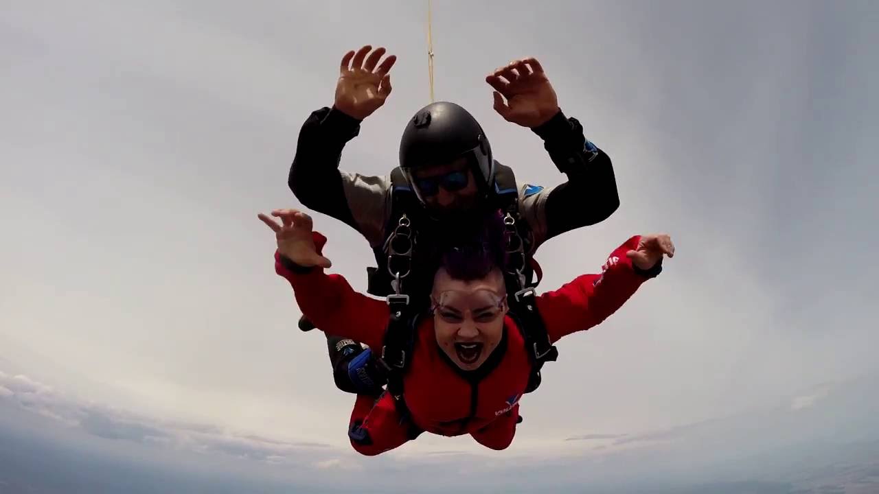 Sky Diving May 21st 2016 Voltige Parachute