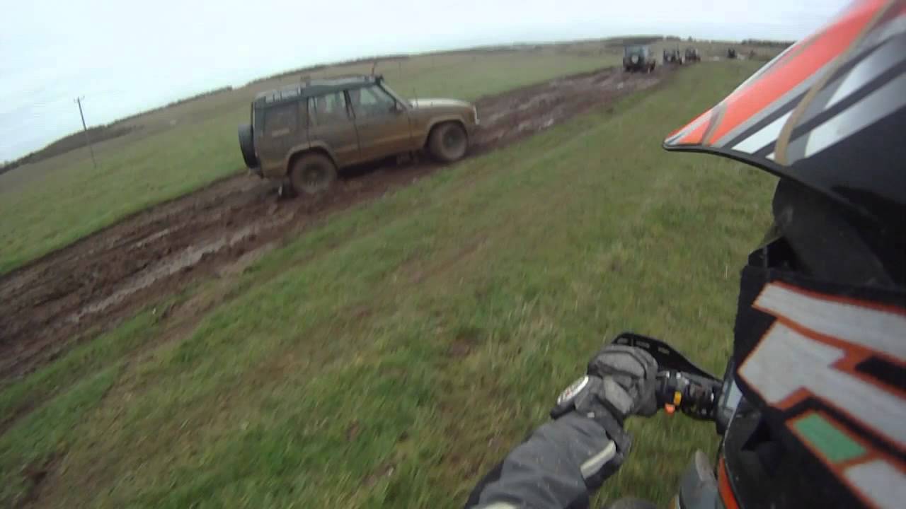 Met loads of 4x4 on Salisbury Plain while trail riding