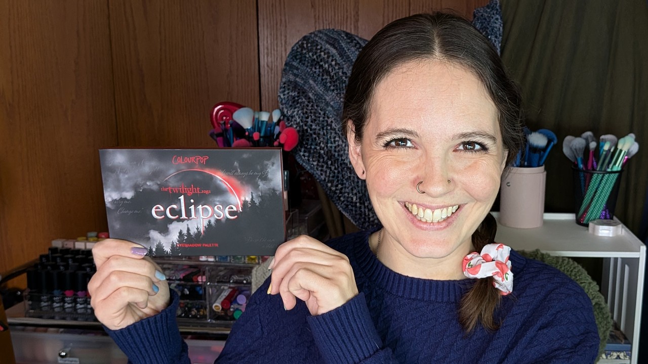 ColourPop Cosmetics New Twilight: Eclipse palette! Review, Swatches, and 2 Looks!
