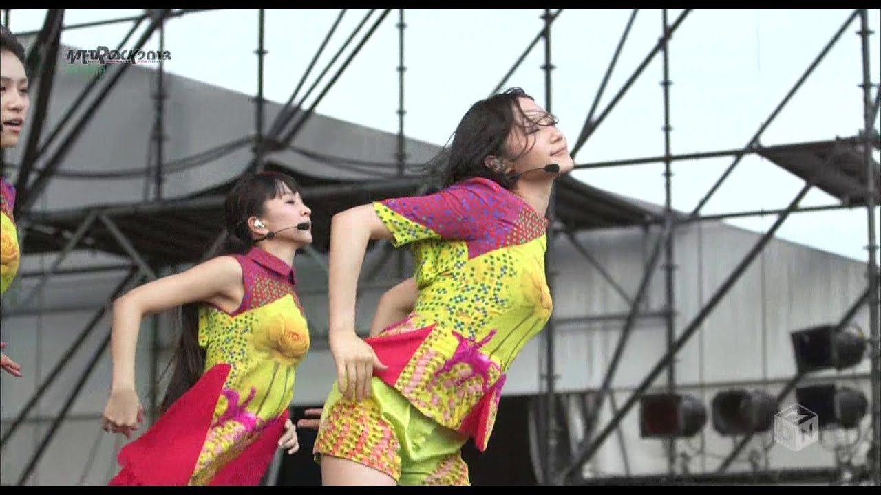 Perfume - Magic of Love + Fake It + Chocolate Disco (METROCK 2013.07.26)