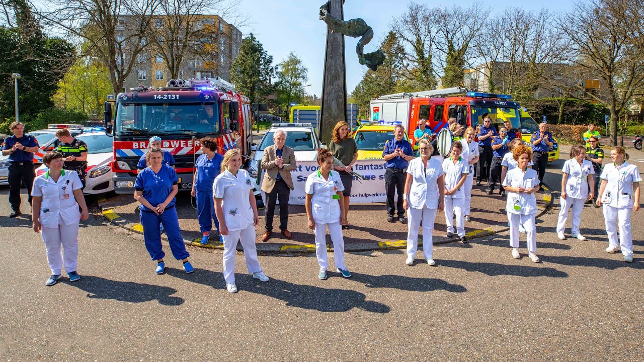 Gooise hulpdiensten bedanken zorgmedewerkers ❤️🚑 🚒 🚔