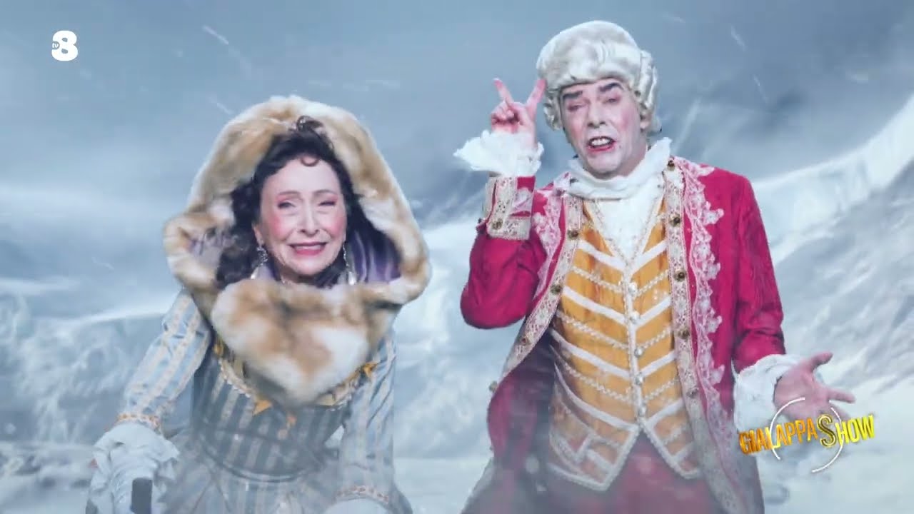 Sensualit&agrave; a Corte - Madre ricorre alla chirurgia estetica - GialappaShow St.6