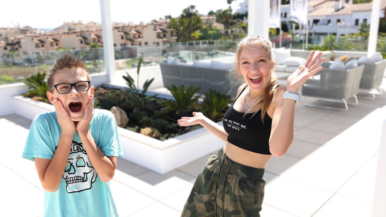 SIS vs BRO Official House Tour