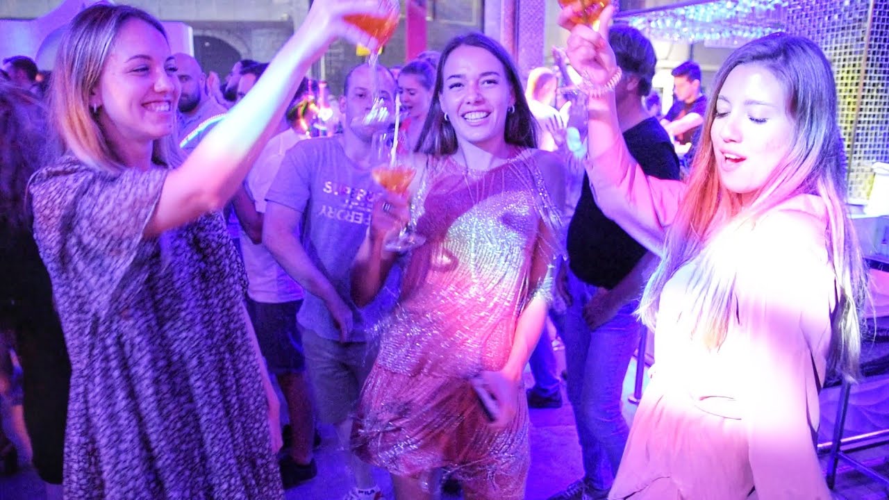 Red Square Bar Ayia Napa Nightlife 2019